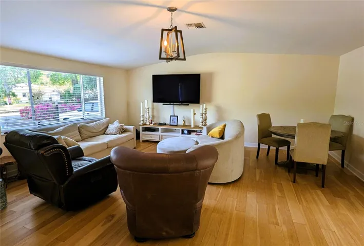 Living / Dining Combo