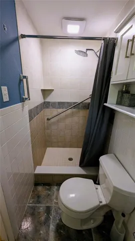 Owner's Bath