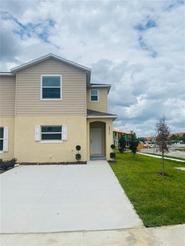 Driveway exterior view
