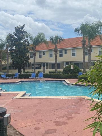 Community pool