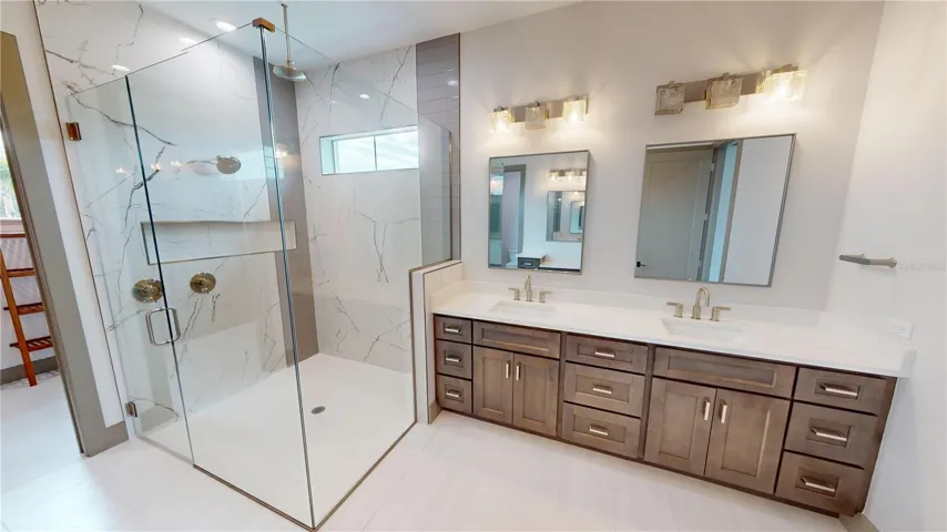 Primary shower