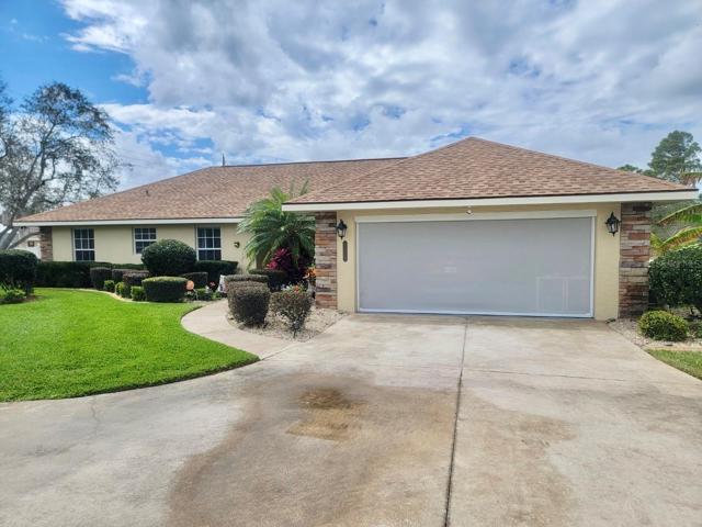 Front with screen garage