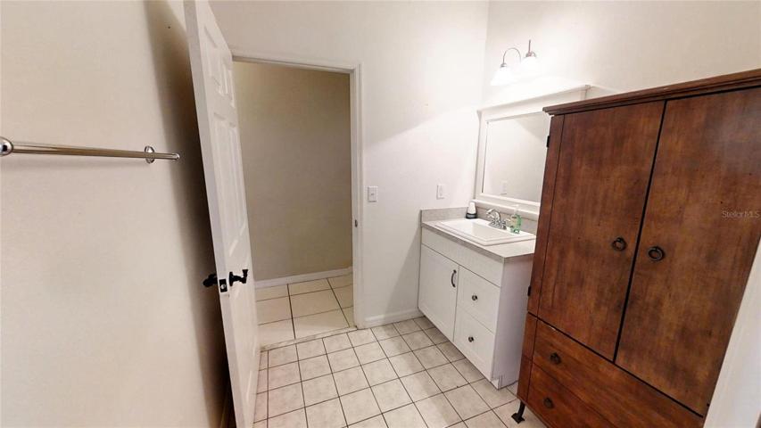 Bathroom 1 view 1