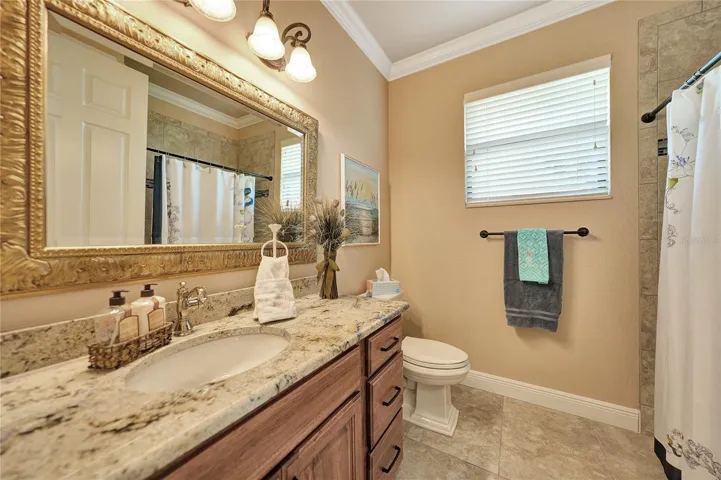 3rd bath with tub/shower combo