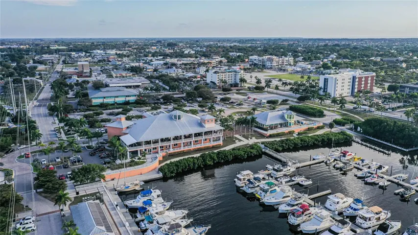 Laishley Park, Crab House & Marina