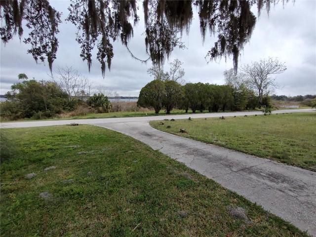 1.7ac property including 145ft of frontage on Silver Lake