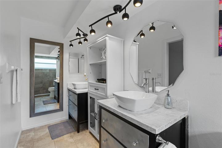 Two sink master bathroom