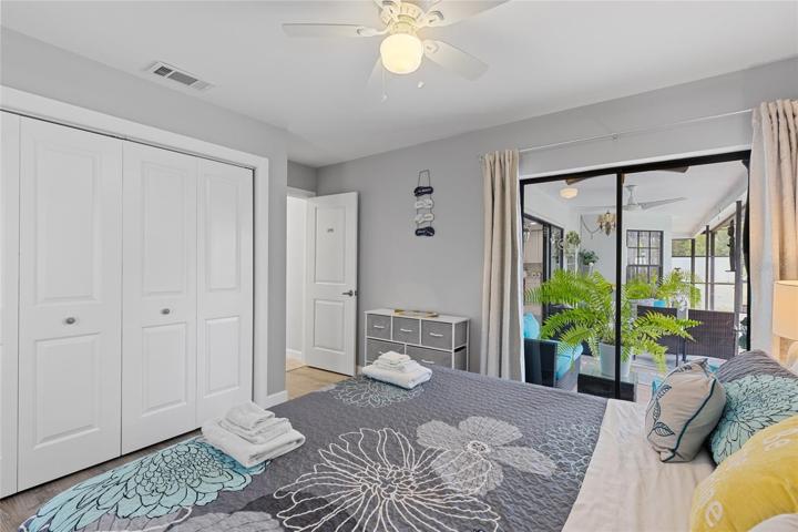 2nd bedroom with pool access