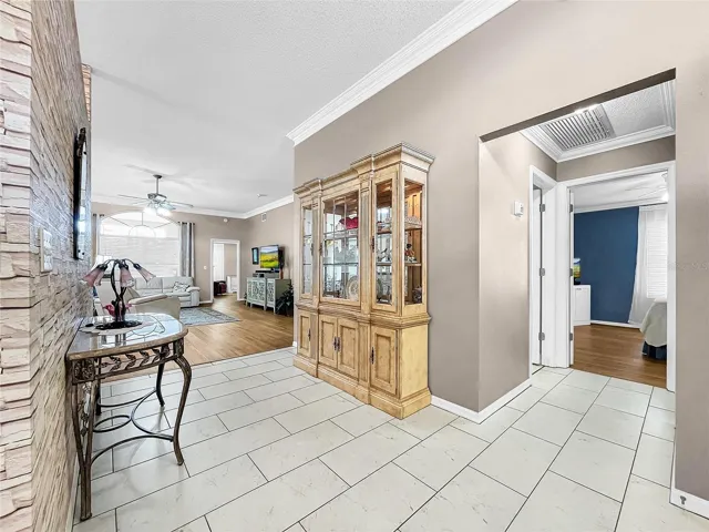 Warm welcome with room for furniture