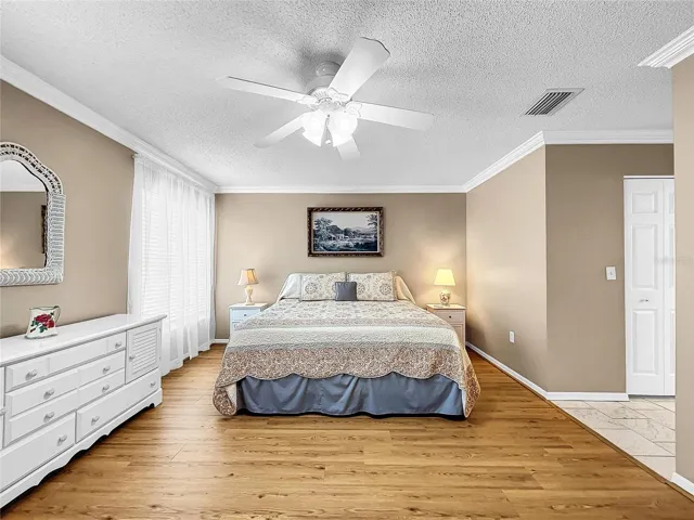 Plenty of room for large furniture