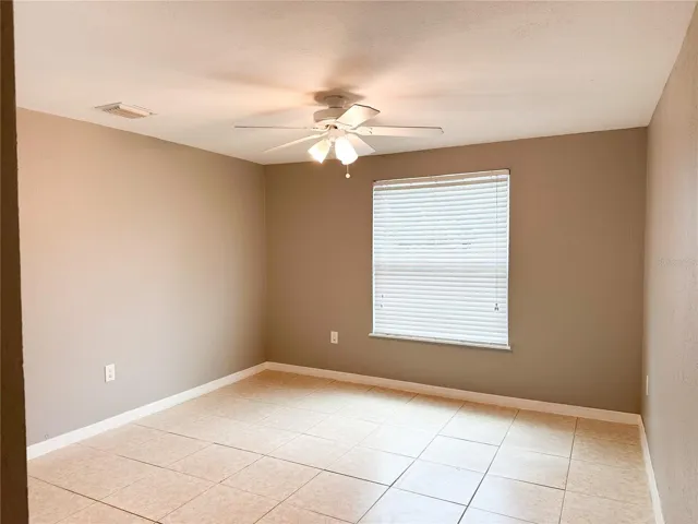 Large Main Bedroom