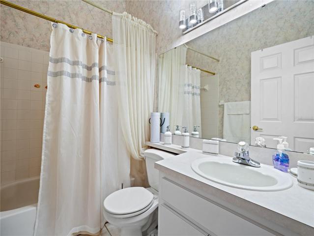 2nd Bathroom