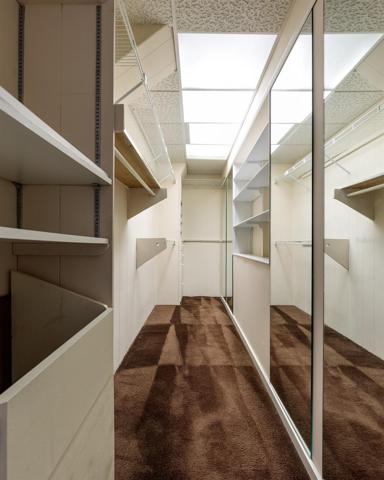 Walk in Closet