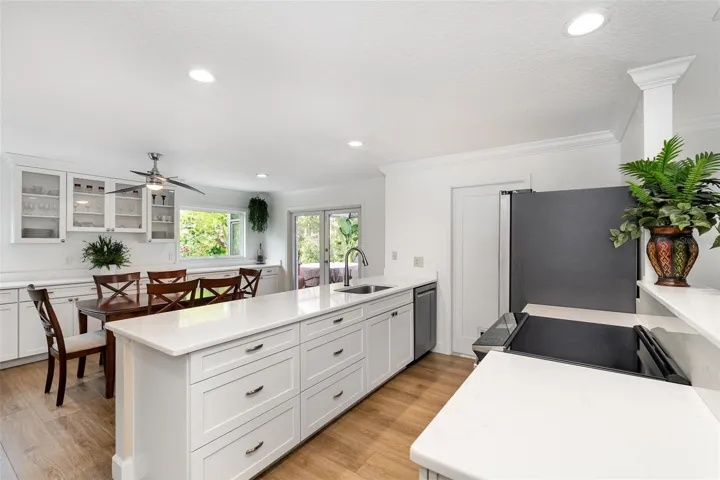 Kitchen 3