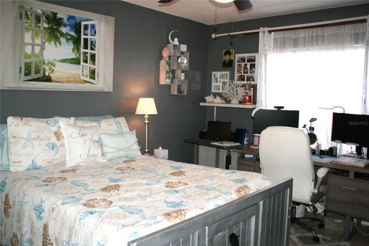2nd bedroom
