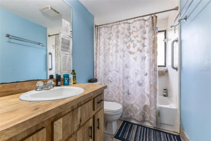 2nd Story Full Bath