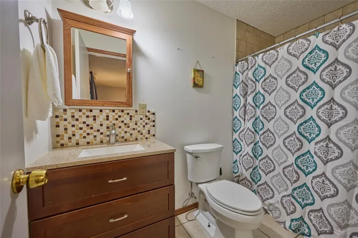 Bedroom 2 en suite