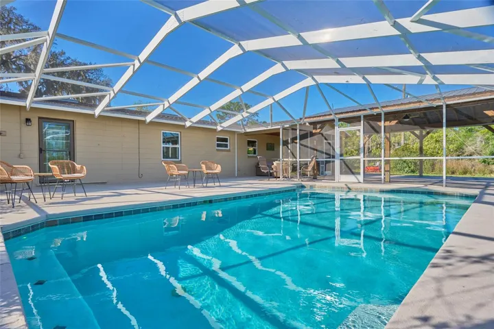 Pool and Lanai