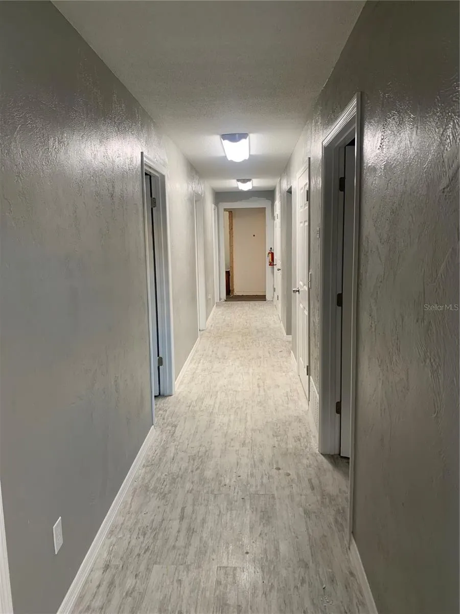 MAIN HALL WAY TO UNIT