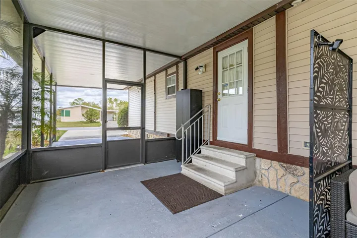 Enclosed Screen Porch