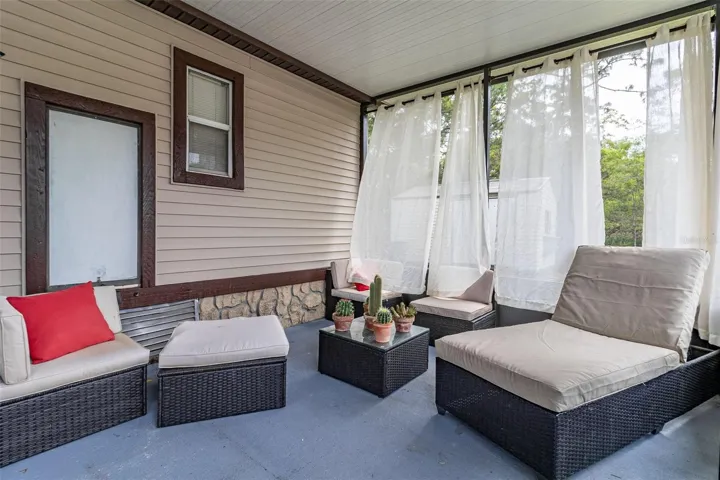 Enclosed Screen Porch