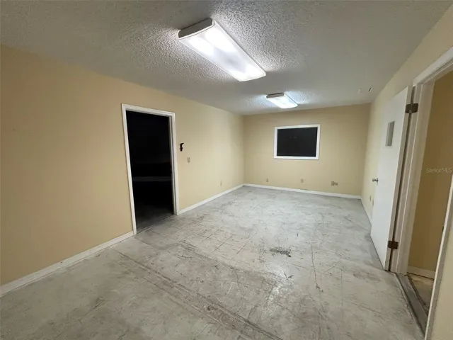 Office 1