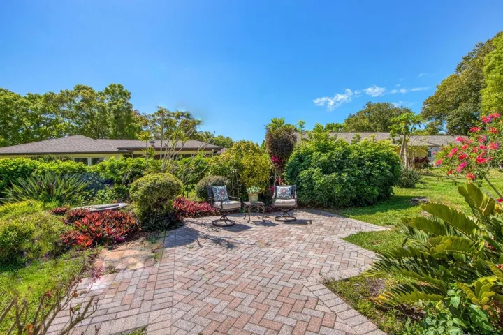 Landscaped paver patio~