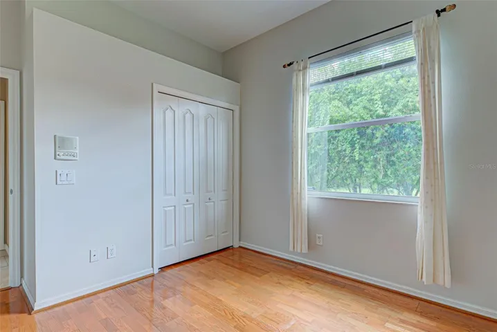 Guest bedroom 1