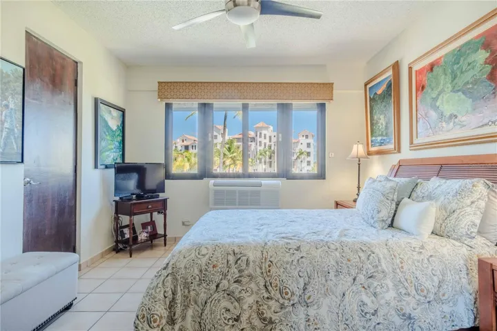 Guestroom suite