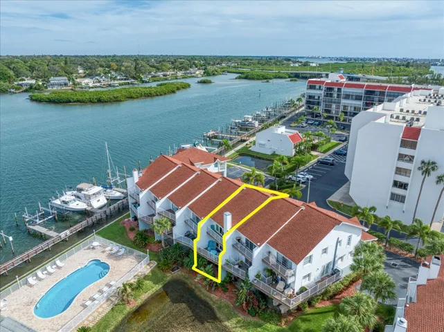 Aerial photo of the townhouse and Intracoastal Waterway.
