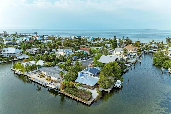Aerial facing NW