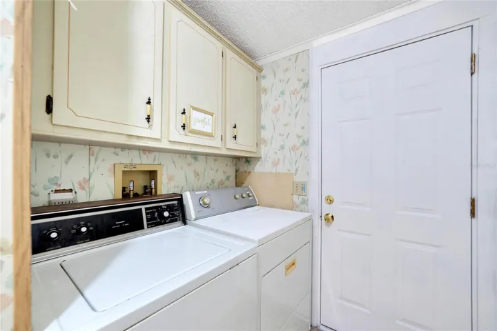 Laundry Room - Back Entrance