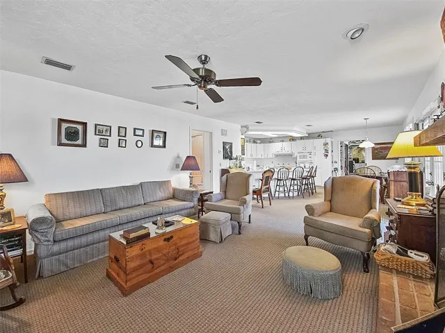 Family Room w/ 2nd fireplace