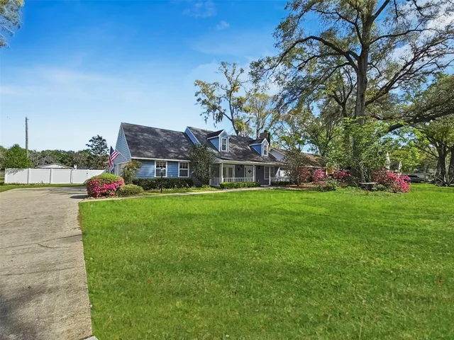 Front Yard View