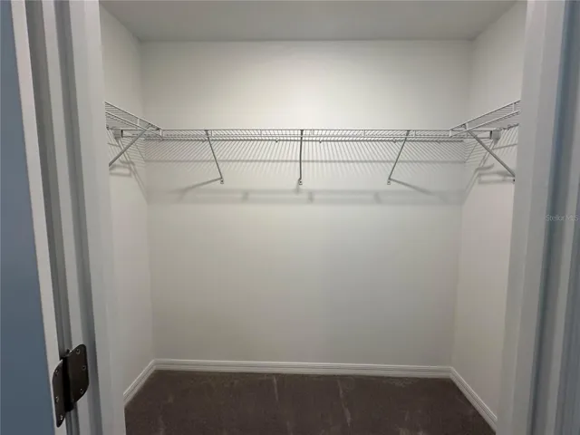 Walk-in closet