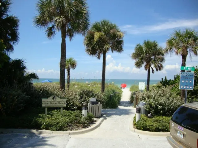 40 ft to 8th ave beach access