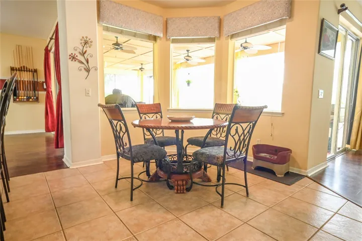 Breakfast Nook
