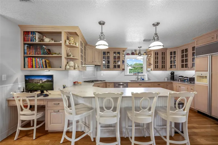 Kitchen/Breakfast Nook
