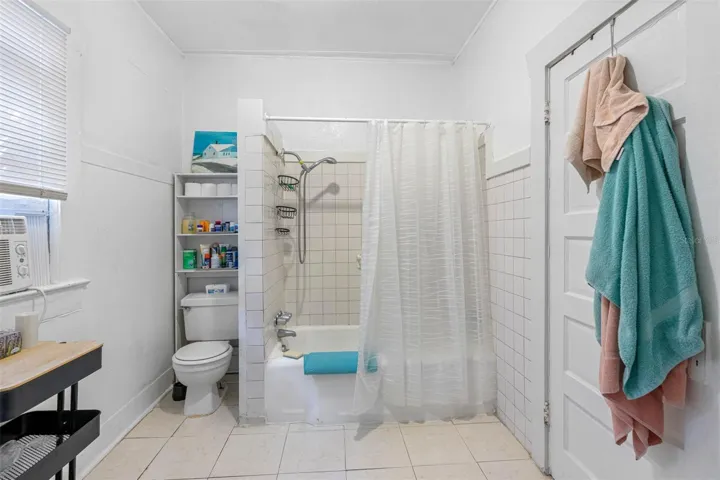 Unit 2 Bathroom