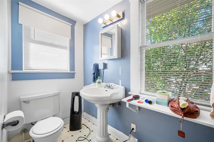 Unit 3 Bathroom
