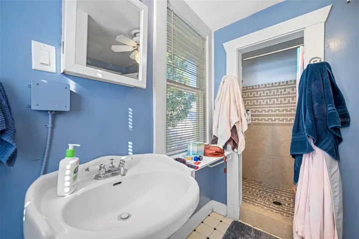 Unit 3 Bathroom