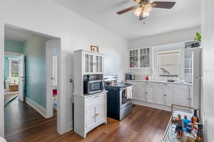 Unit 1 Kitchen