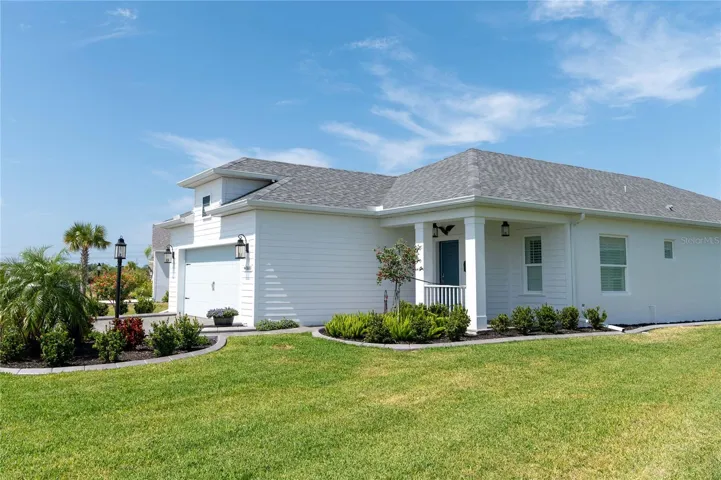 largest lot in neighborhood