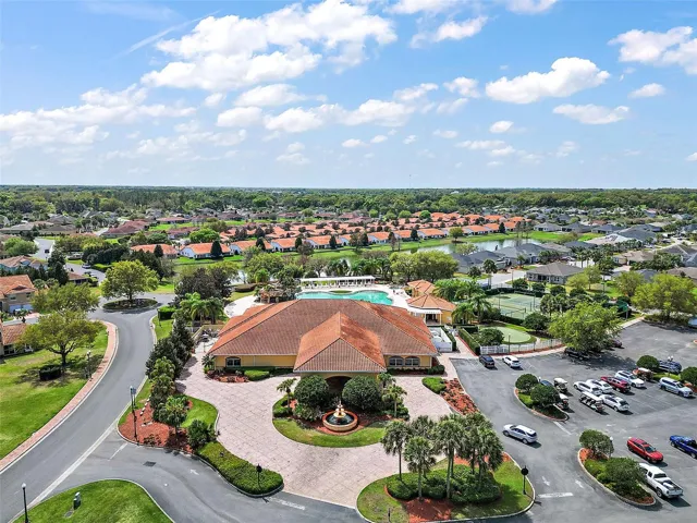 Clubhouse with amenities