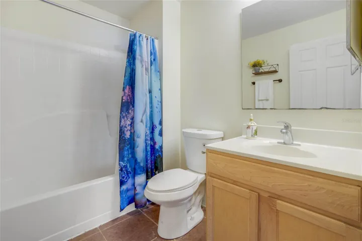 2nd Floor Bathroom