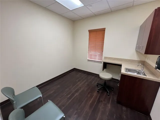 Suite 102