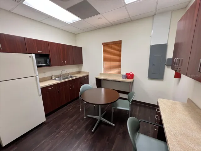 Suite 102