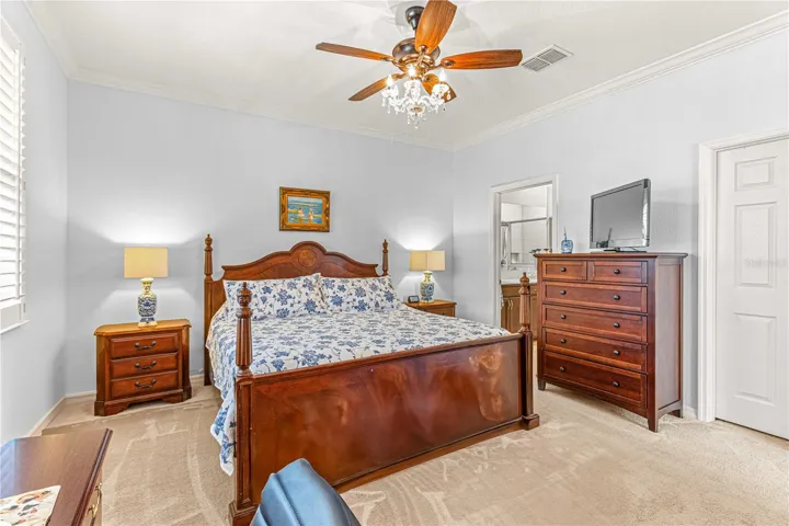 Walk-In Closet & Ensuite Bath