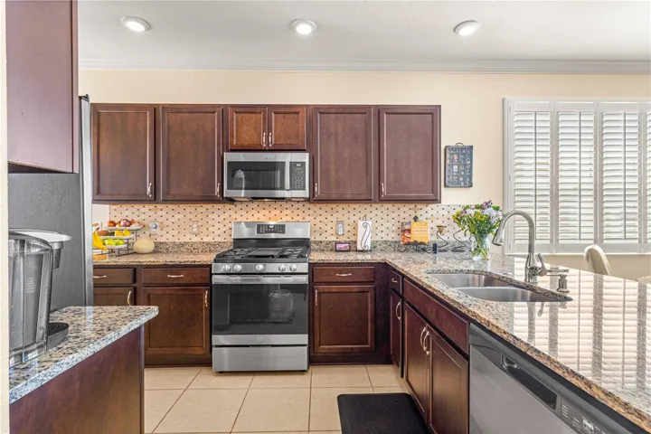 Spacious Kitchen