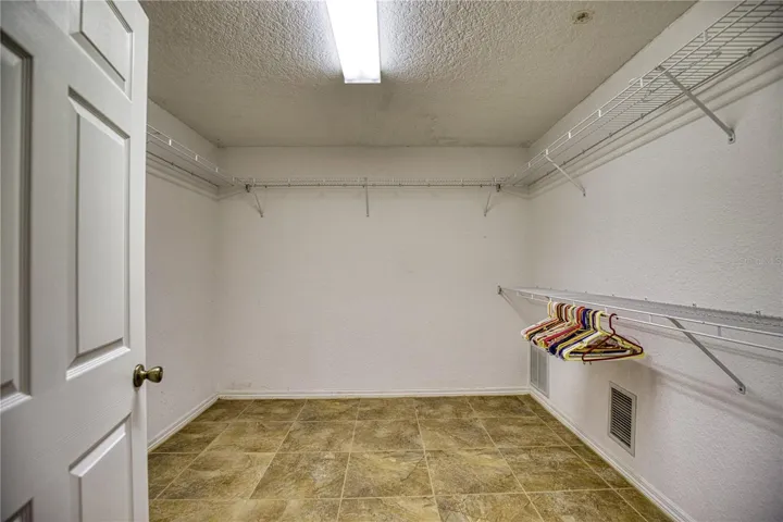 Walk In closet